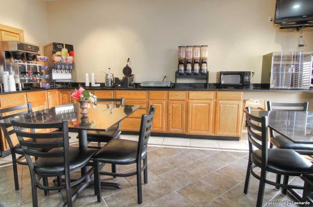 Best Western Crossroads Inn Schererville Restaurant bilde