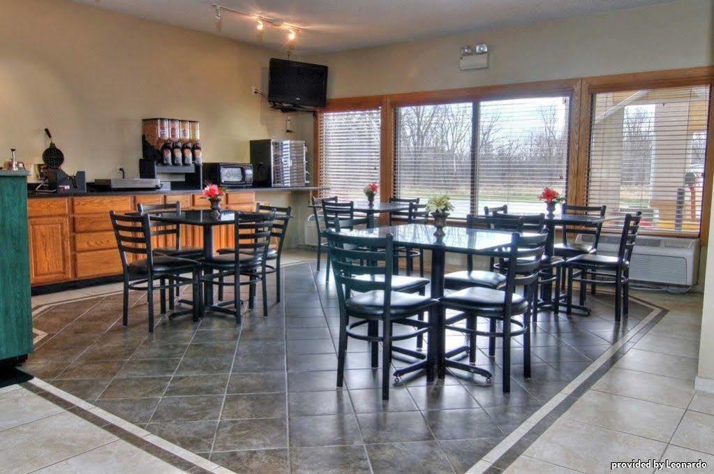 Best Western Crossroads Inn Schererville Restaurant bilde